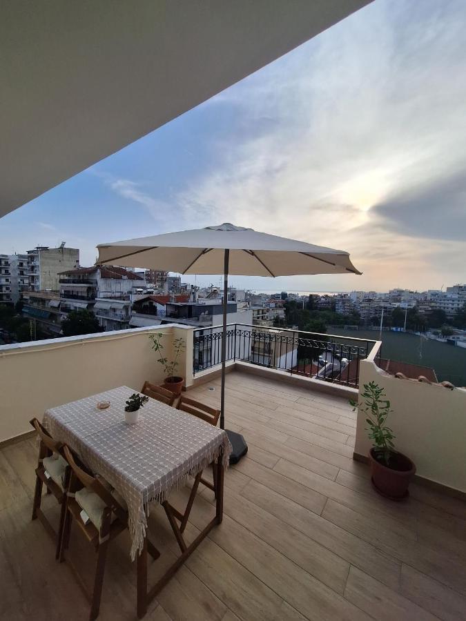 Sunset Rooftop Apartment Salonicco Esterno foto